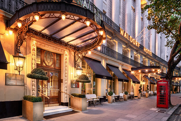 Pot Luck Club at The Waldorf Hilton