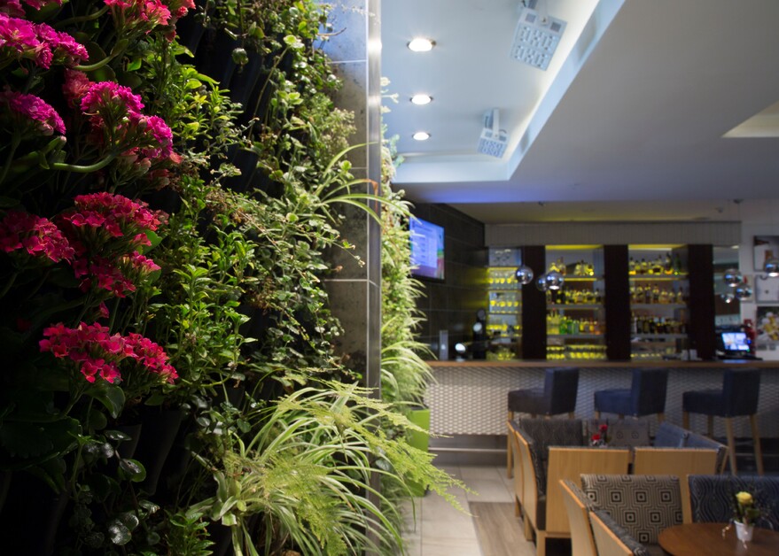 Brian Berkman stays at Hotel Verde to check out Its green credentials and value as an airport hotel of choice.
