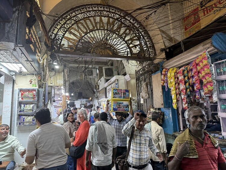 In his Insider Guide to Old Delhi, Andy Mossack uncovers the very best parts of India’s ancient Moghul capital.