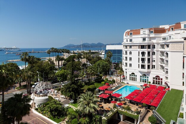 Anthea Gerrie Follows In The Footsteps Of Movie Legends At The Glamorous Le Majestic Barriere in Cannes