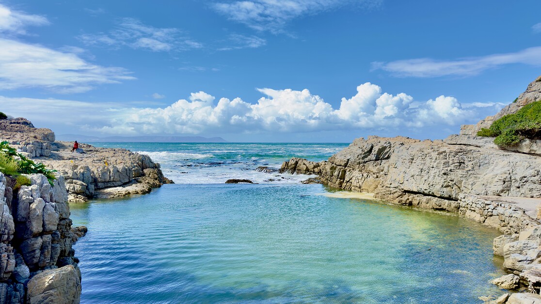 One Marine Drive Boutique Hotel. Discover Western Cape views and discreet luxury.