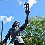 In his Guide to Leicester by bike, Rupert Parker gets on two wheels and discovers Romans, Richard III and Space Rockets