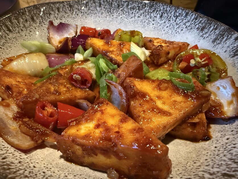Andy Mossack reviews Columbo Kitchen Putney, fast becoming a legendary neighbourhood Sri Lankan restaurant.