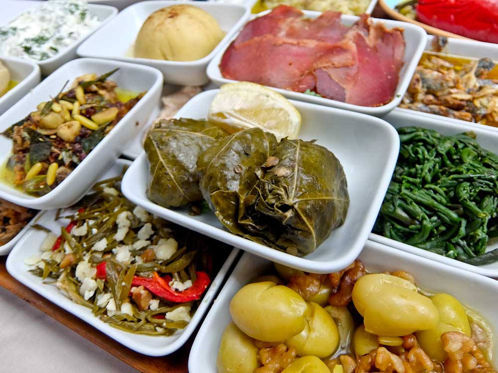 Rupert Parker goes in search of the best local flavours in his Guide to Local Food In Istanbul.