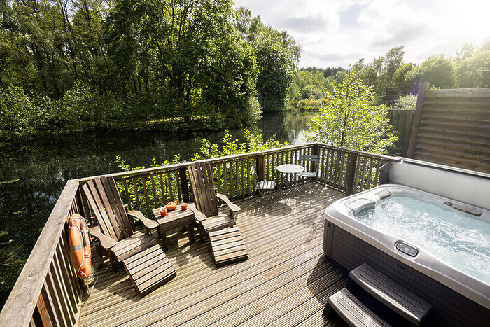 Andy Mossack stays at Bainland Lodge Retreats and enters a world of sustainable luxury.