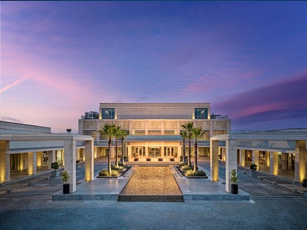 Michael Edwards stays at Victoria Golf Resort & Spa, and samples the very best of Algarve’s cuisine, golf and hospitality