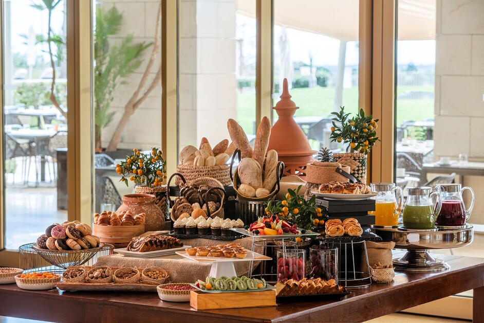 Michael Edwards stays at Victoria Golf Resort & Spa, and samples the very best of Algarve’s cuisine, golf and hospitality