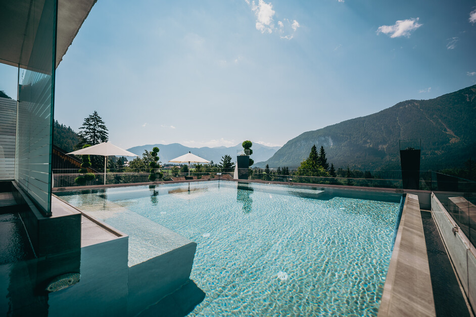 Cold plunges, mountain views and no surprise add-ons: Annie Hayes reviews three of the best Austrian Tyrol wellness hotels worth knowing about.