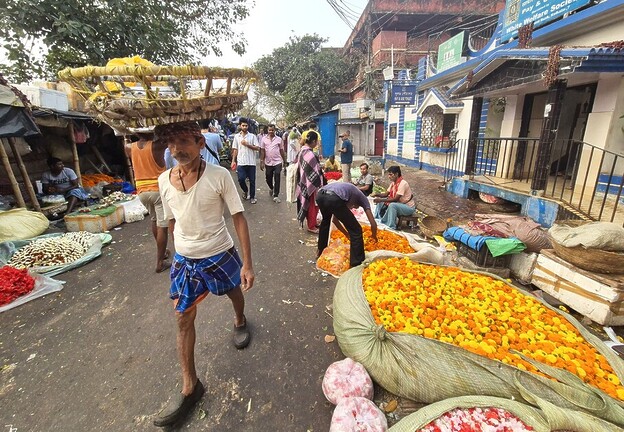 Mark Nicholls Suugests What to do and where to go when you spend 48 hours in Kolkata, the City of Joy.