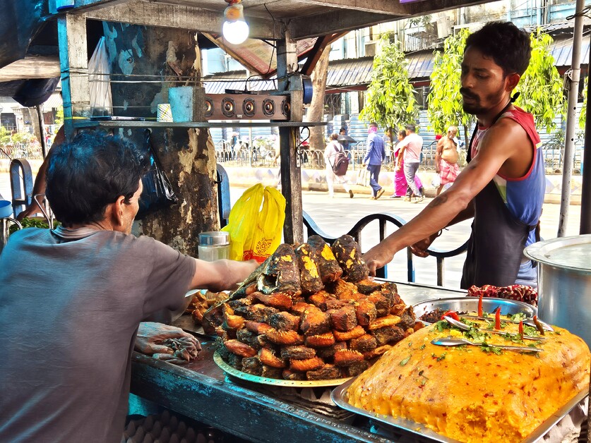 Mark Nicholls Suugests What to do and where to go when you spend 48 hours in Kolkata, the City of Joy.