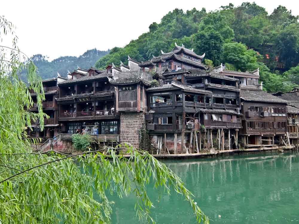 Rupert Parker Visits Fenghuang In Hunan Province, To See If it Can Live Up To Its Reputation.