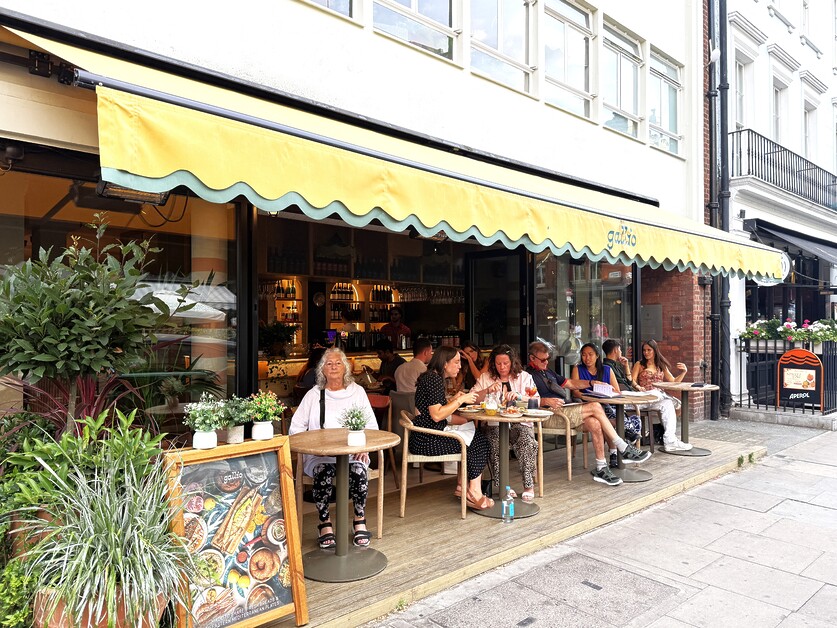 Andy Mossack eats at Gallio Fitzrovia and takes a deep delve into Mediterranean sharing plates.