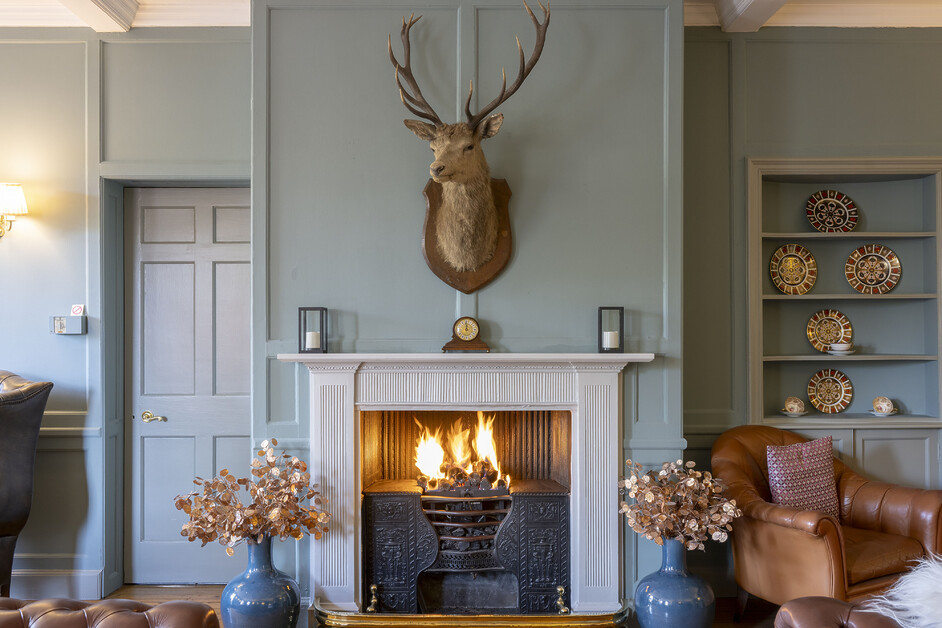 Anna Smith enjoys the stylish and historic hospitality of the Knipoch House Hotel in Oban.