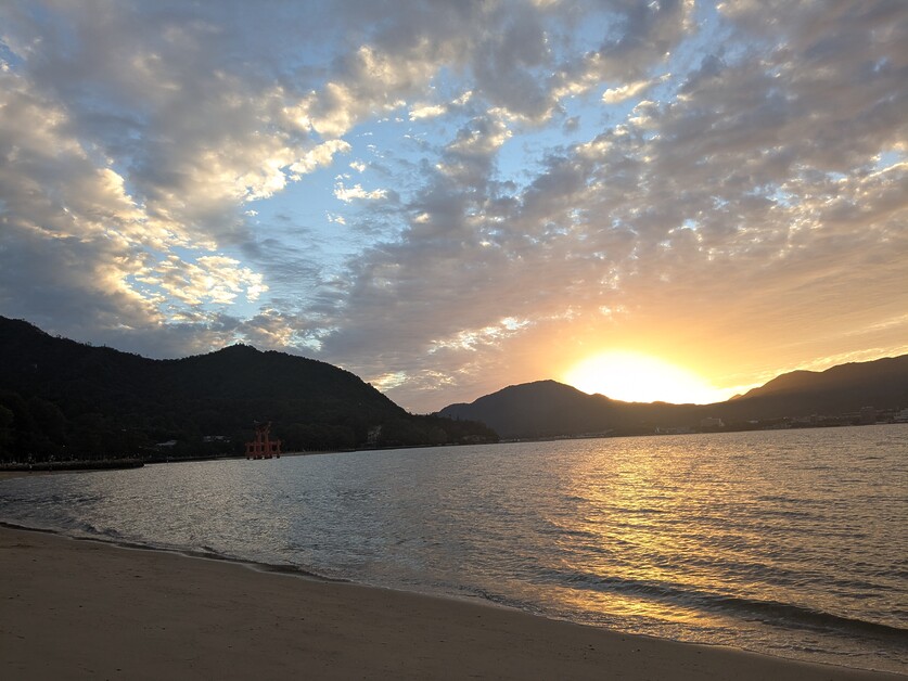 In his Insider Guide to Hiroshima, James Ruddy spends 72 hours exploring its food, islands ancient Inns and baths.